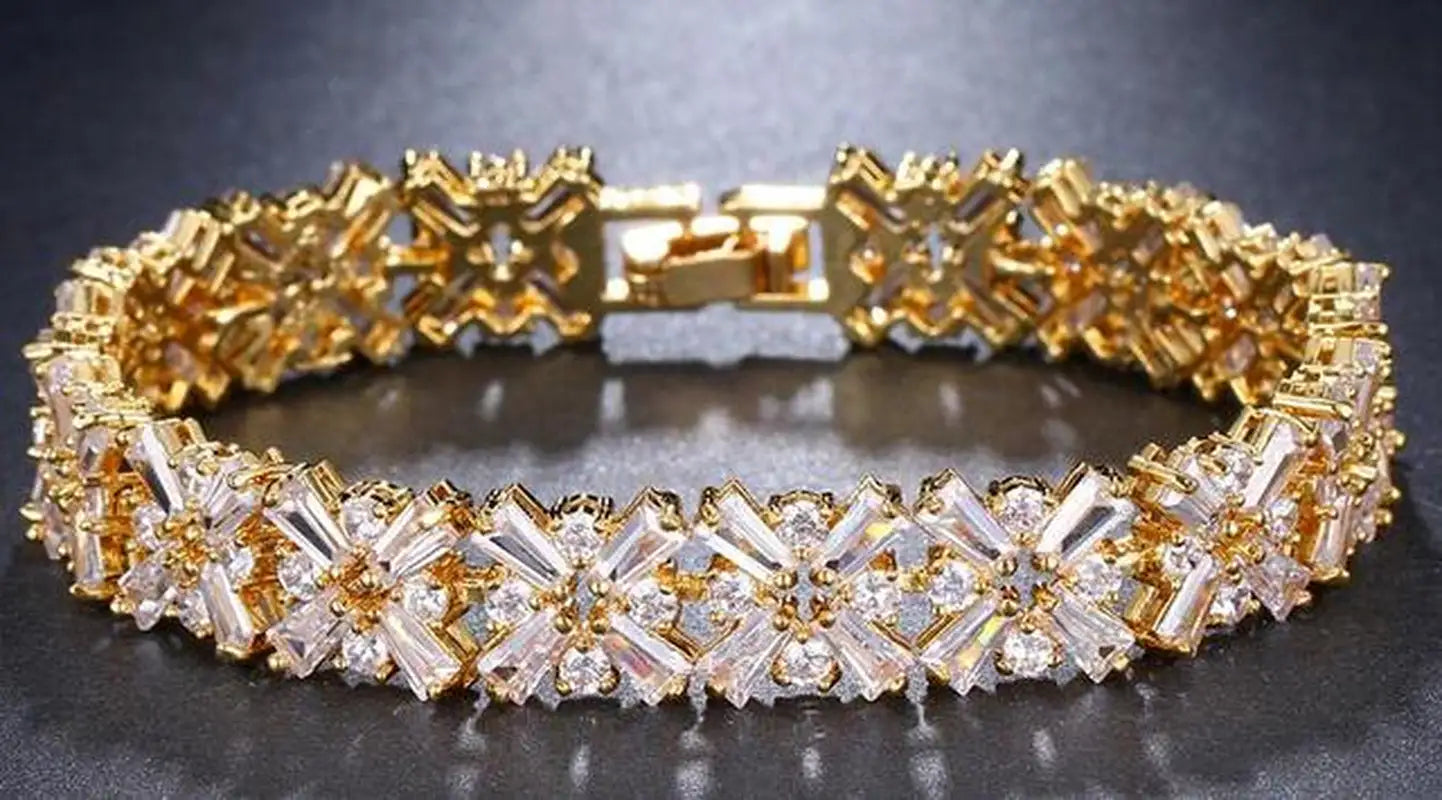 Universal Luxury Crystal Charm Bracelets for Women
