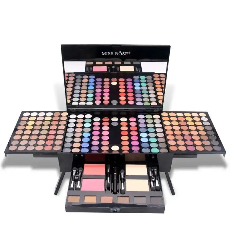 Universal Ultimate Makeup Set