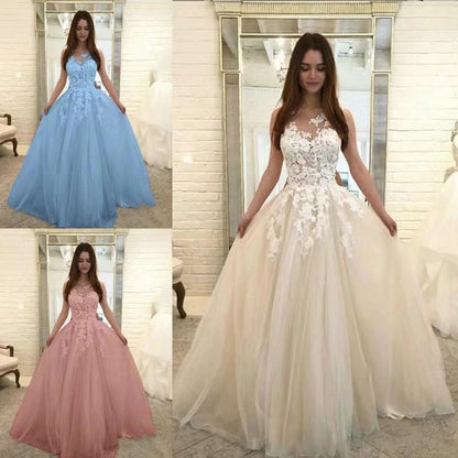 Sleeveless Floral Lace Wedding Dress - Romantic Bridal Gown with Flower Appliqués