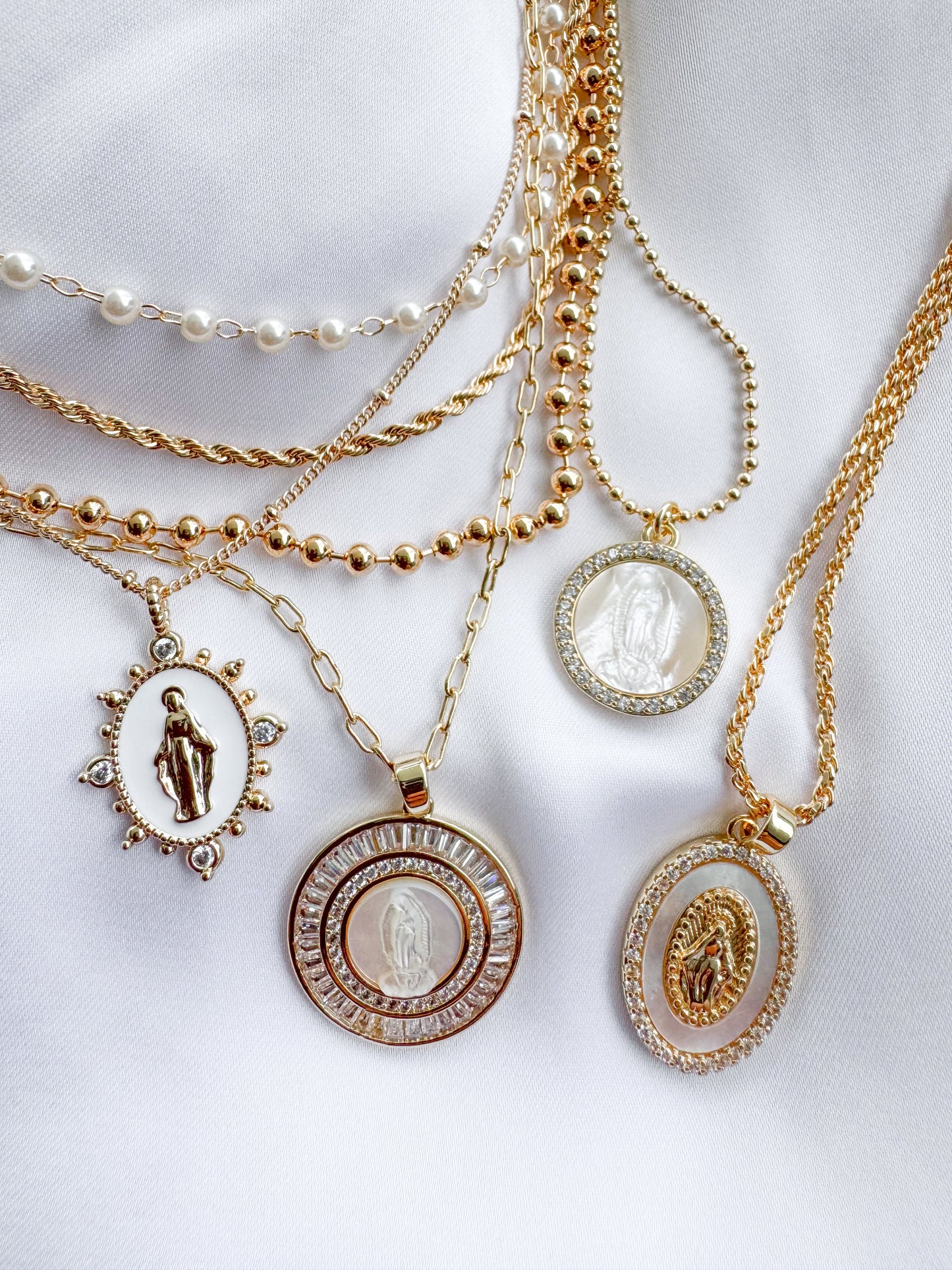 Lady Lourdes Pendant - White