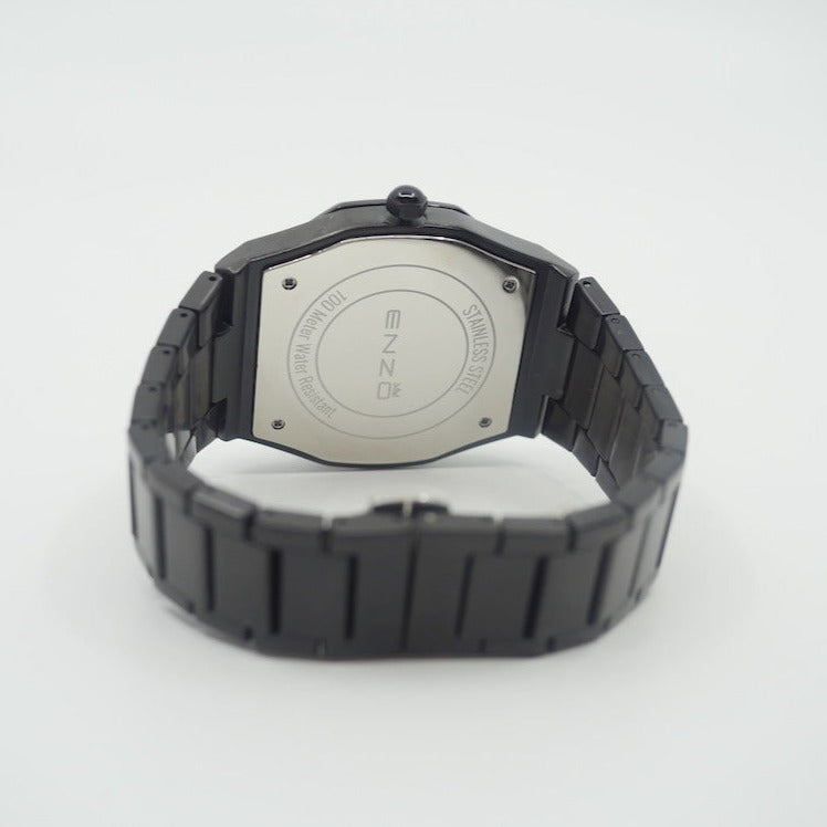 Enzo M1 Black
