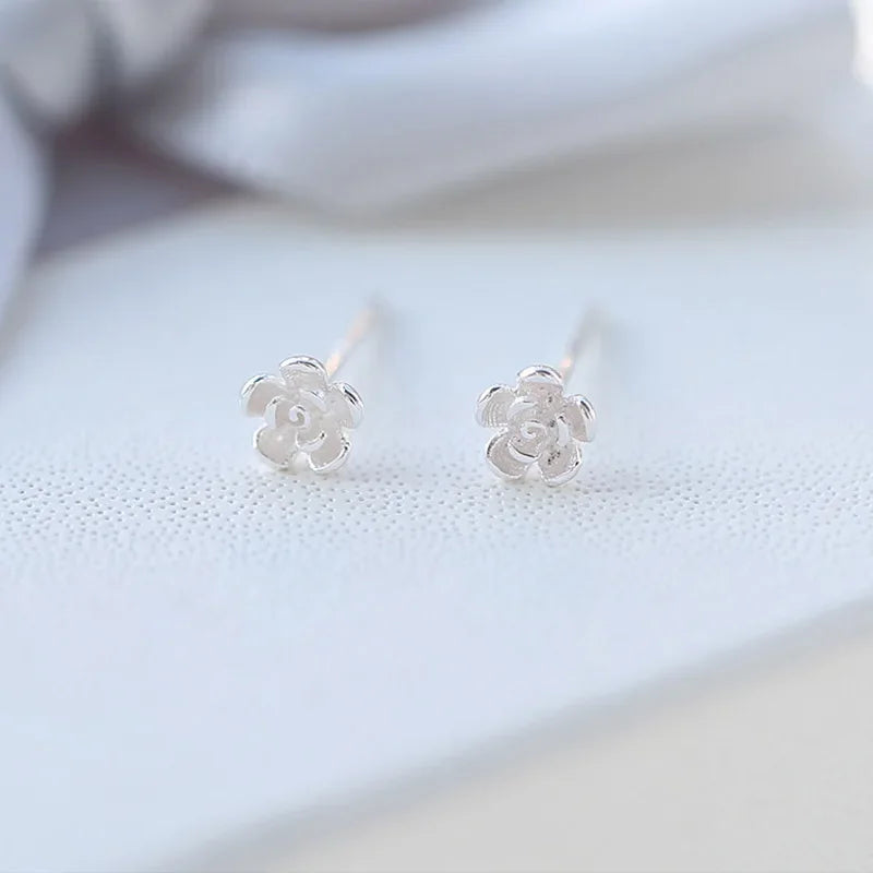 925 Sterling Silver Heart Stud Earrings