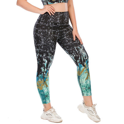 Plus Size Yoga Clothes Set with Sports Bra & Leggings