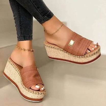 Universal Women's Platform Sandals