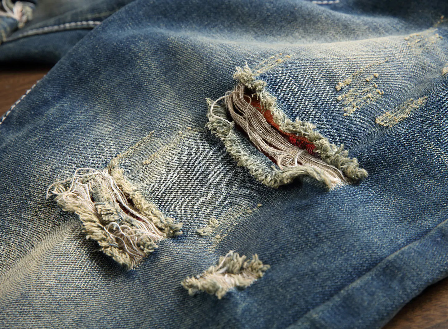 Men's Vintage Style Ripped Denim Jeans (Slim Fit)